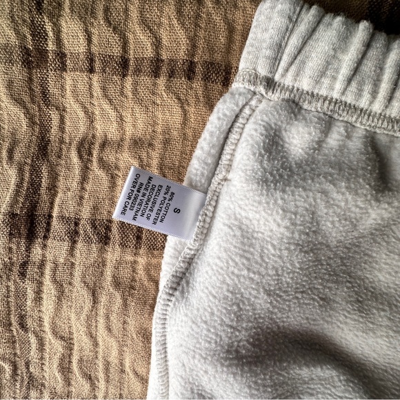 Essentials fear of god sweatshirt shorts pants S oatmeal color - Picture 7 of 7
